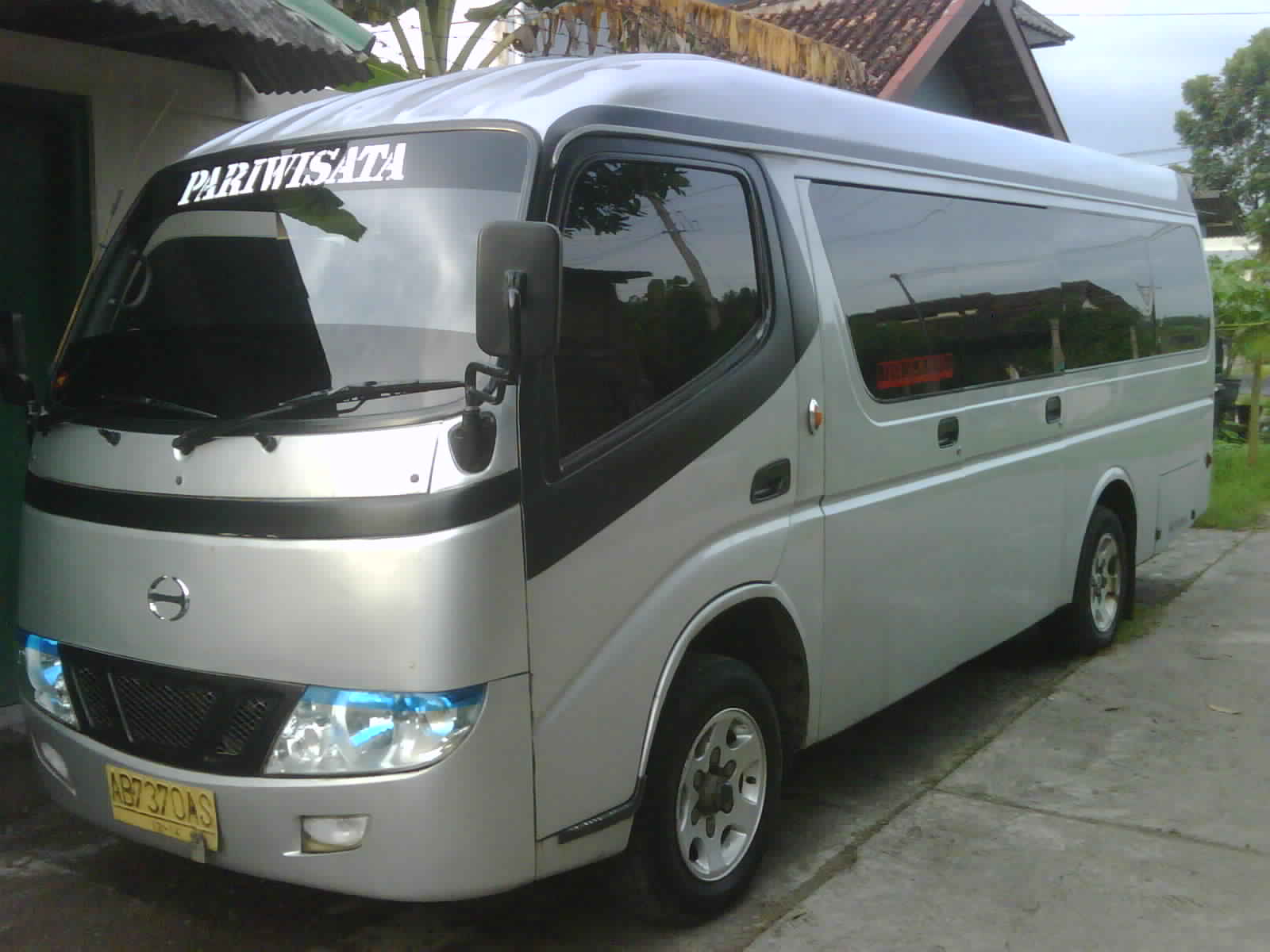 sewa elf long jogja